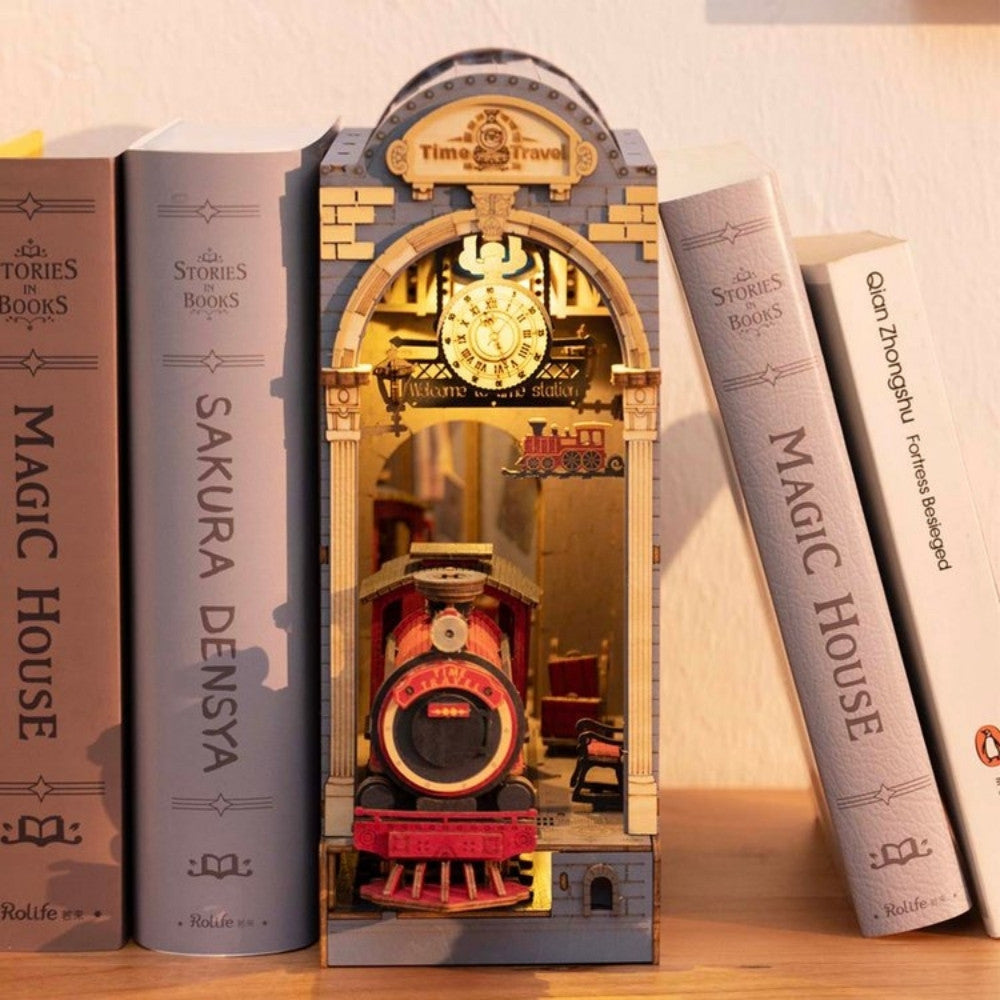 Book Nook - Viaggio nel Tempo