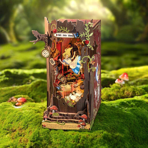 Book Nook - Avventure di Alice
