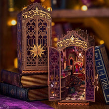 Carica l'immagine nel visualizzatore di Gallery, Book Nook - Angolo Magico e Fantastico Figured'Art
