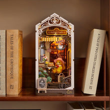 Carica l'immagine nel visualizzatore di Gallery, Book Nook - Café delle Feste