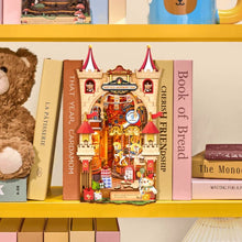Carica l'immagine nel visualizzatore di Gallery, Book Nook - Parco divertimenti da fiaba