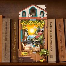 Carica l'immagine nel visualizzatore di Gallery, Book Nook - Tramonto sull'isola