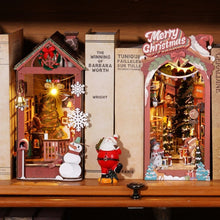 Carica l&#39;immagine nel visualizzatore di Gallery, Book Nook - Scena Natalizia in Casa