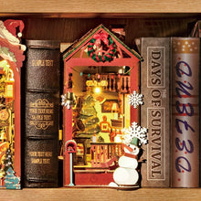 Carica l&#39;immagine nel visualizzatore di Gallery, Book Nook - Scena Natalizia in Casa