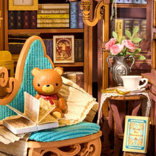 Carica l'immagine nel visualizzatore di Gallery, Book Nook - Angolo in libreria