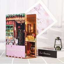 Carica l&#39;immagine nel visualizzatore di Gallery, Book Nook - Negozio di Alimentari Giapponese