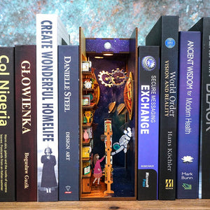 Book Nook - Interstellare