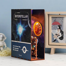 Carica l&#39;immagine nel visualizzatore di Gallery, Book Nook - Interstellare
