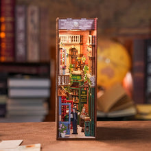 Carica l&#39;immagine nel visualizzatore di Gallery, Book Nook - 84 Charing Cross Road