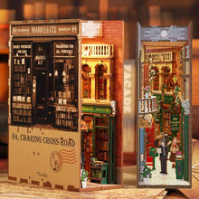 Carica l&#39;immagine nel visualizzatore di Gallery, Book Nook - 84 Charing Cross Road