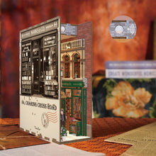 Carica l&#39;immagine nel visualizzatore di Gallery, Book Nook - 84 Charing Cross Road
