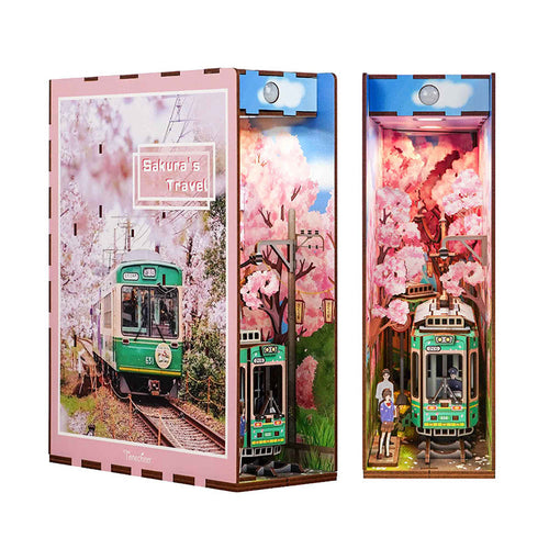 Book Nook - Viaggio di Sakura