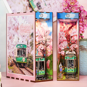 Book Nook - Viaggio di Sakura