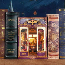 Carica l'immagine nel visualizzatore di Gallery, Book Nook - Viaggio Magico