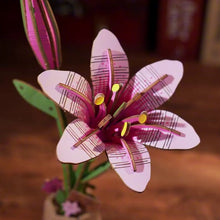 Carica l&#39;immagine nel visualizzatore di Gallery, Puzzle 3D - Giglio Rosa