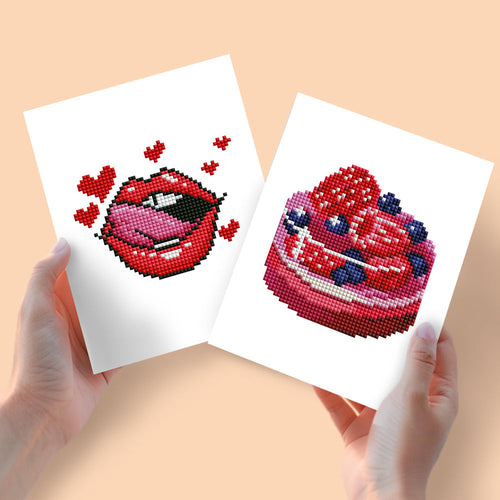 Mini Diamond Painting 15x20cm (2 pezzi) - Labbra Rosse e Torta ai Frutti di Bosco