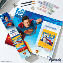 Carica l'immagine nel visualizzatore di Gallery, Dipingere con i numeri - Superman - Krypto con lo skyline