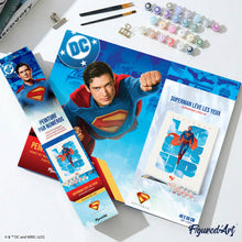Carica l'immagine nel visualizzatore di Gallery, Dipingere con i numeri - Superman tra le nuvole 1