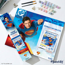 Carica l'immagine nel visualizzatore di Gallery, Dipingere con i numeri - Superman nel cielo