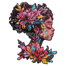 Carica l&#39;immagine nel visualizzatore di Gallery, Puzzle in Legno Adulti - Ritratto di Donna Floreale