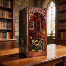 Carica l'immagine nel visualizzatore di Gallery, Book Nook - Biblioteca Magica di Hogg Figured'Art
