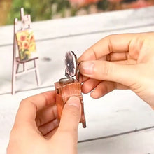 Carica l'immagine nel visualizzatore di Gallery, Book Nook - Mini Serra