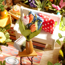 Carica l&#39;immagine nel visualizzatore di Gallery, Casa in miniatura 3D - L&#39;ingresso fiorito della Signora Miller