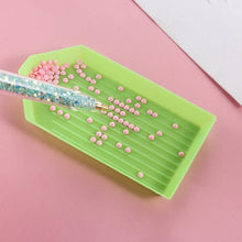 Carica l'immagine nel visualizzatore di Gallery, Penna con Glitter e Pompom Diamond Painting in 4 Colori