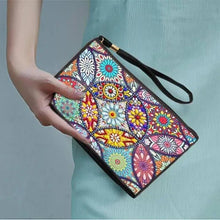 Carica l&#39;immagine nel visualizzatore di Gallery, Borsa da polso Diamond Painting con fiori