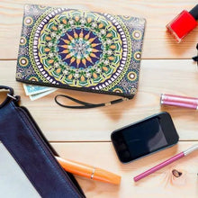 Carica l&#39;immagine nel visualizzatore di Gallery, Borsa da Polso Diamond Painting con Stella Mandala