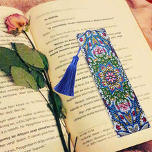 Carica l'immagine nel visualizzatore di Gallery, Segnalibro Diamond Painting Fiore Mandala