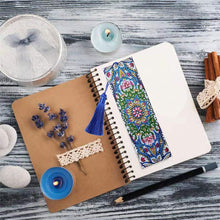 Carica l'immagine nel visualizzatore di Gallery, Segnalibro Diamond Painting Fiore Mandala