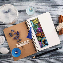 Carica l'immagine nel visualizzatore di Gallery, Segnalibri Diamond Painting Fiori Mandala