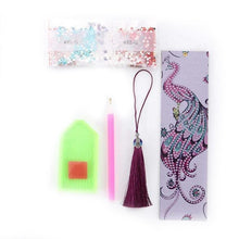 Carica l'immagine nel visualizzatore di Gallery, Segnalibro Diamond Art Pavone