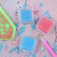 Carica l&#39;immagine nel visualizzatore di Gallery, Contenitore per Cera Diamond Painting con 6 Accessori di Cera