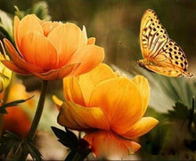 Carica l'immagine nel visualizzatore di Gallery, Dipingere con i numeri - Fiore Giallo E Farfalla
