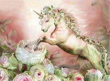Carica l'immagine nel visualizzatore di Gallery, Dipingere con i numeri - Unicorno E Fiori
