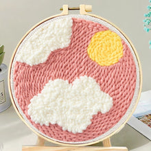 Carica l&#39;immagine nel visualizzatore di Gallery, Punch Needle Sole e nuvole