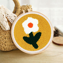 Carica l&#39;immagine nel visualizzatore di Gallery, Punch Needle Kit Pratolina