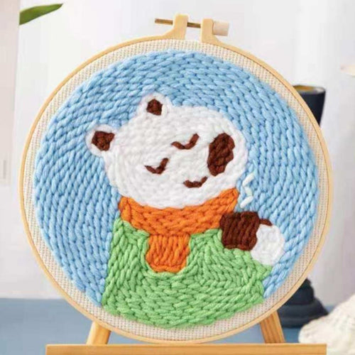 Punch Needle Orso polare con la sciarpa