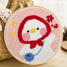 Carica l&#39;immagine nel visualizzatore di Gallery, Punch Needle Cuffietta rossa