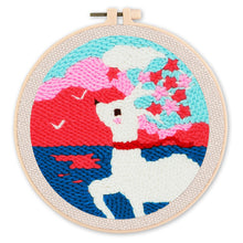 Carica l&#39;immagine nel visualizzatore di Gallery, Punch Needle Cerbiatta e fiori di ciliegio