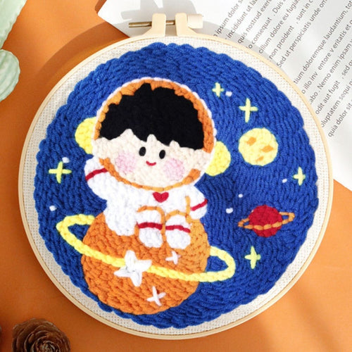 Punch Needle Piccolo astronauta su Saturno