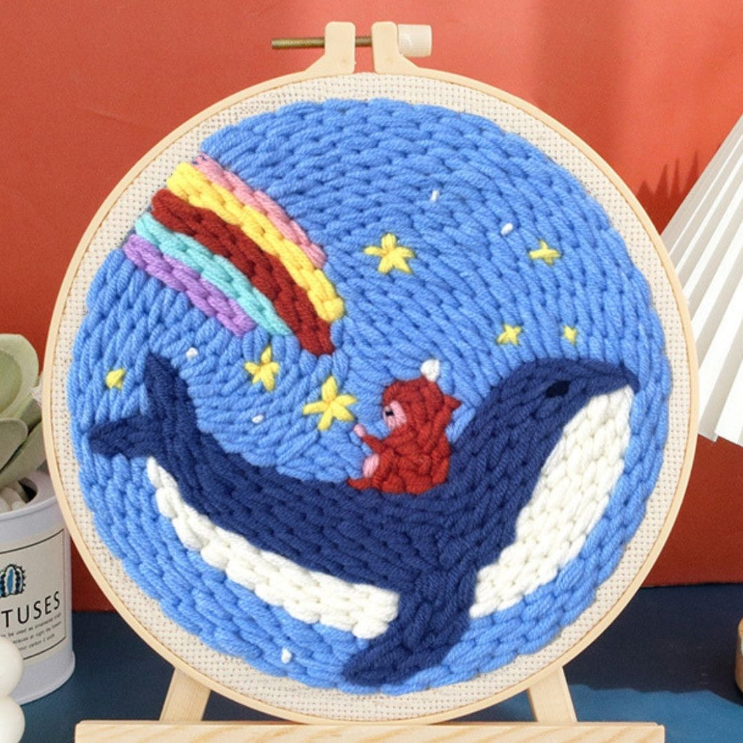 Punch Needle Bambina e balena con un arcobaleno