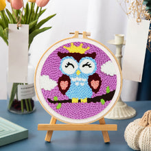 Carica l&#39;immagine nel visualizzatore di Gallery, Punch Needle Kit Gufo assonnato