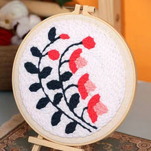 Carica l&#39;immagine nel visualizzatore di Gallery, Punch Needle Rami di fiori rosa