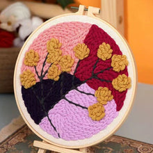 Carica l&#39;immagine nel visualizzatore di Gallery, Punch Needle Mimosa