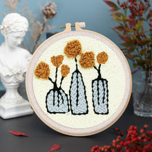 Carica l&#39;immagine nel visualizzatore di Gallery, Punch Needle Kit Fiori in vetro