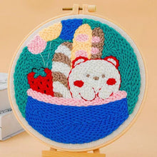 Carica l&#39;immagine nel visualizzatore di Gallery, Punch Needle Cesta del picnic