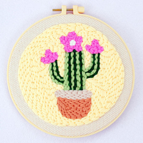 Punch Needle Piccolo cactus in fiore